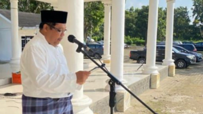 Wakil Ketua DPRD Muarojambi Bacakan Keputusan Pleno Pada Upacara HUT Provinsi Jambi ke 66
