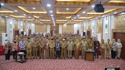 Gubernur Al Haris Buka ToT dan ToC Program Sobat Sikapi OJK