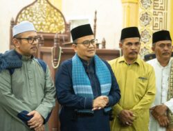Calon Walikota Jambi H Maulana Isi Kebaikan Bersama Warga Kenali Asam