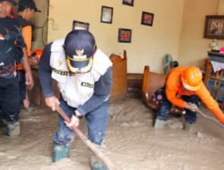 Walikota Ahmadi Tinjau Lokasi Longsor dan Banjir Badang di Sungai Bungkal