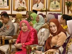 Nuraini Zubir Hadiri Puncak Peringatan Hari Kartini di Rumdis Gubernur Jambi