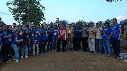 Al Haris Tutup Gubernur Cup 1 Super Grasstrack Cirkuit MPK Bangko