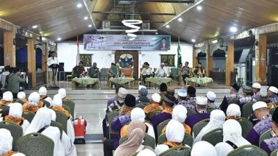 Bupati Fadhil Sambut Kepulangan Jamaah Haji Asal Batanghari